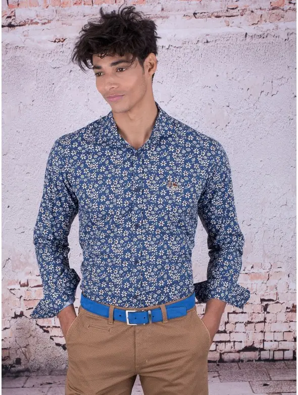 CAM FLOR CHO LA VESPITA AZUL